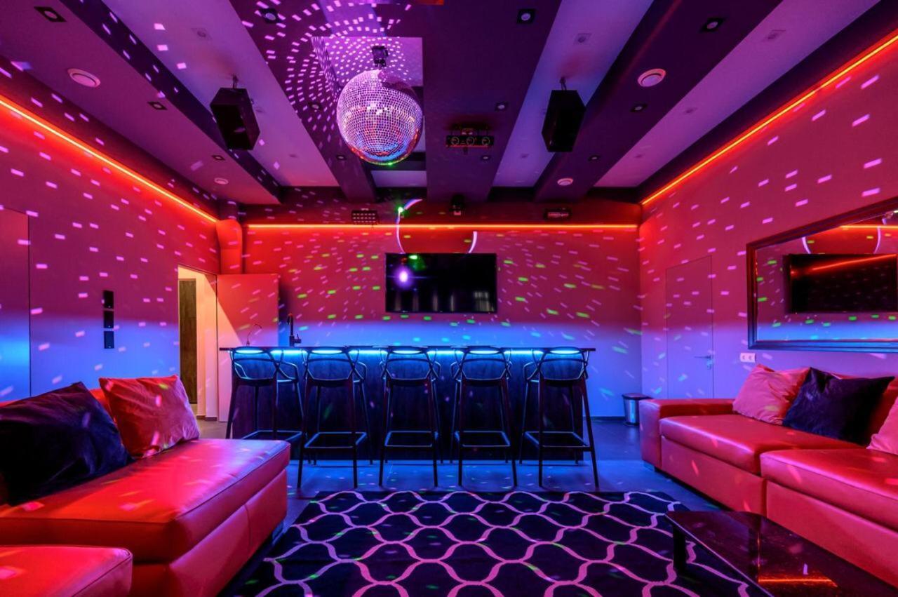 Party Luxury 3Br Sea View Apartment In Arcadia Odesa Exterior foto